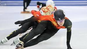 坎贝尔：我的速度不比范德芬慢，高速情况下我还能灵活移动