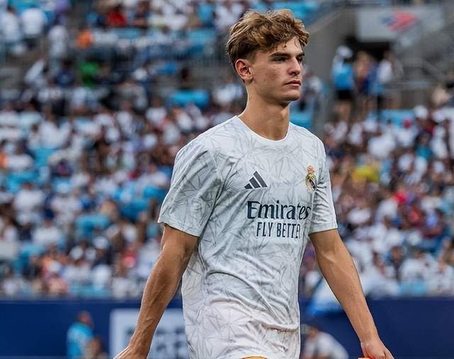 能受到多个 能受到多个